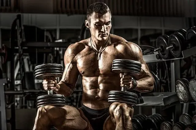 homme-halteres-musculation-programme-volume-endurance
